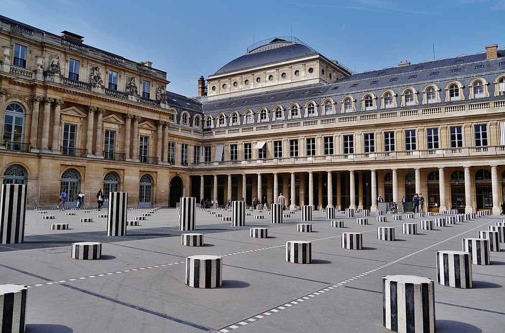 Paris Palais Royal Colonnes de Buren