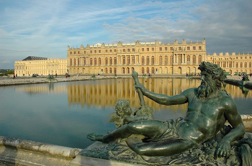 Lavish Lifestyles of the French Aristocracy